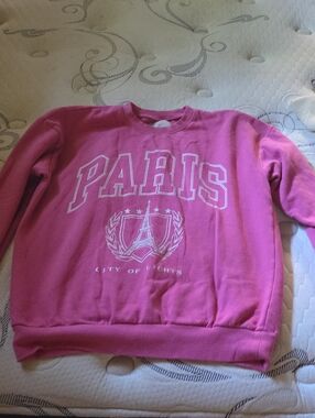 Pink 'PARIS' Graphic Sweatshirt